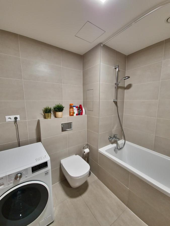 Kama Apartments Prague Luaran gambar